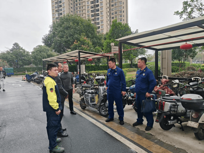 嚴查違規(guī)行為<strong></p>
<p>不銹鋼板廠
</strong>！佛山市電動自行車全鏈條整治行動持續(xù)進行中:不銹鋼板廠
